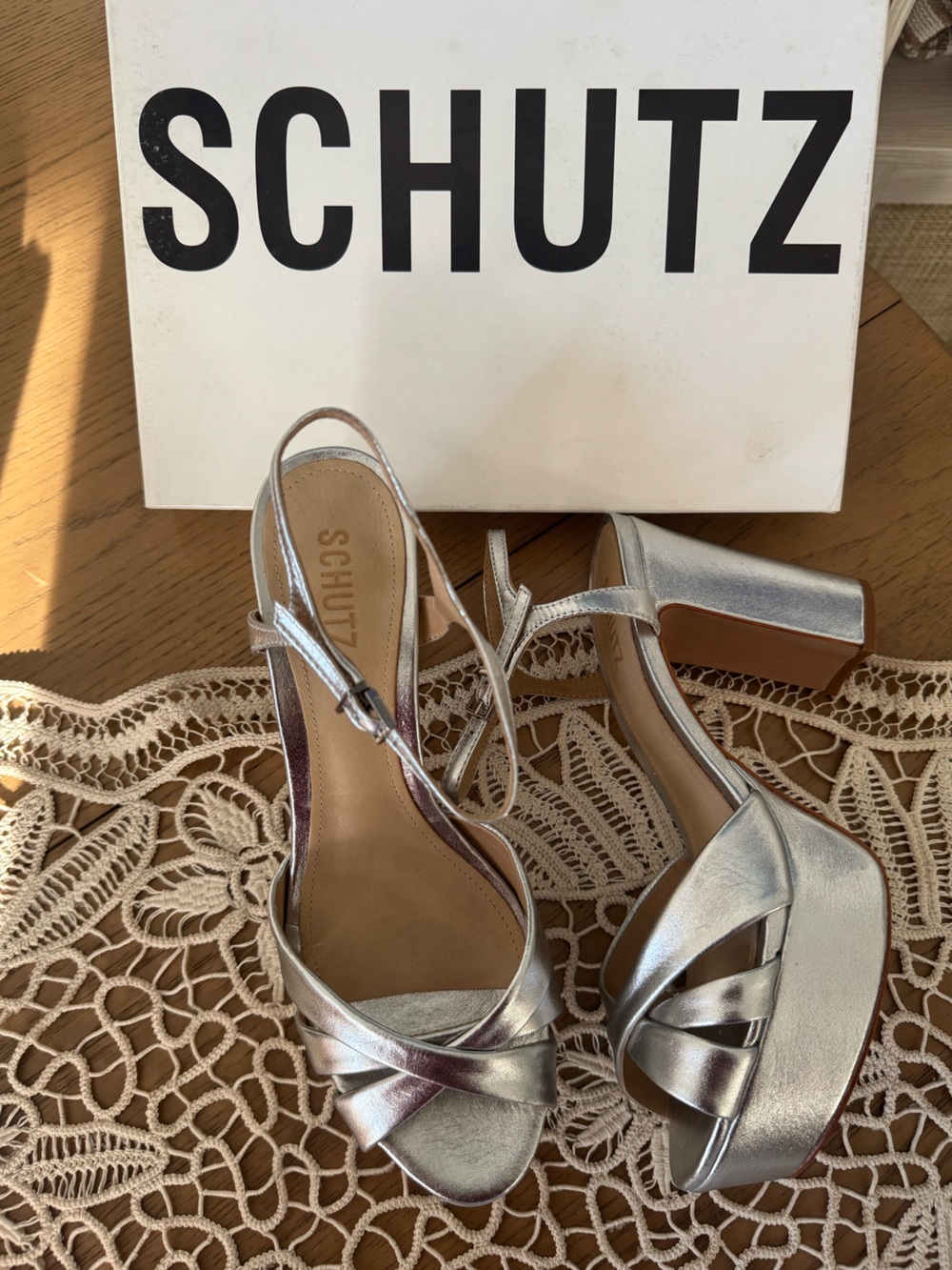 SCHUTZ - KEEFA SANDAL size 9.5B